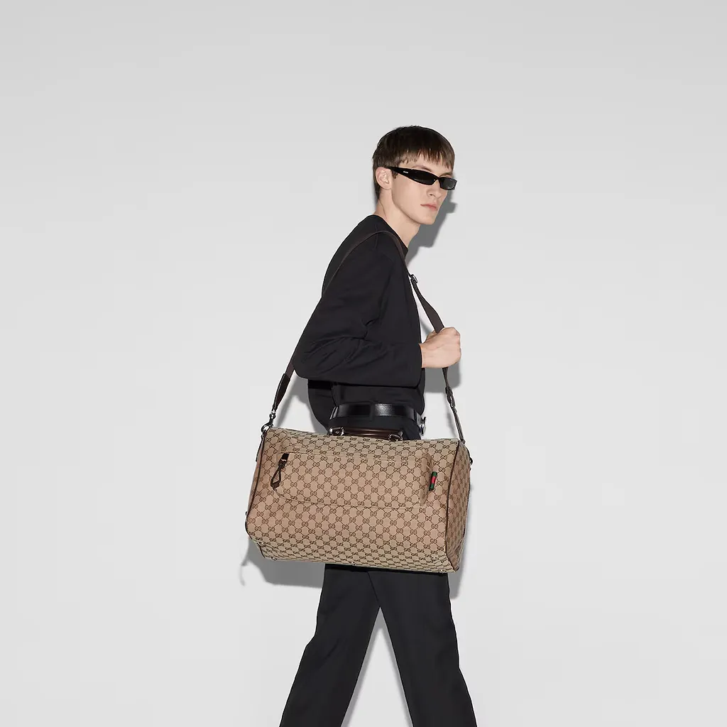 Gg Canvas Medium Duffle Bag