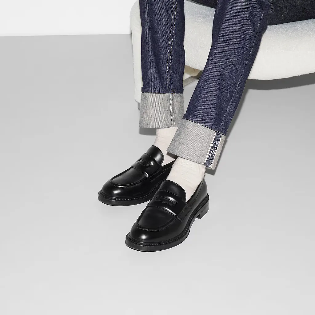 Loafer With Web
