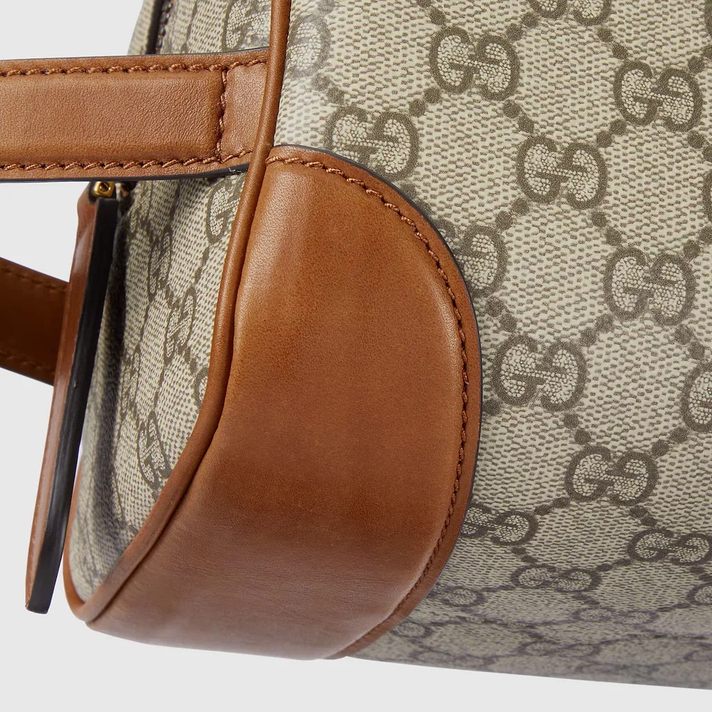 Gg Emblem Medium Toiletry Case