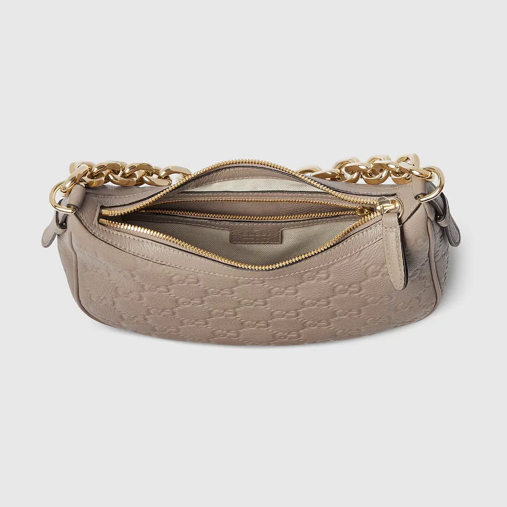 Gg Emblem Medium Shoulder Bag