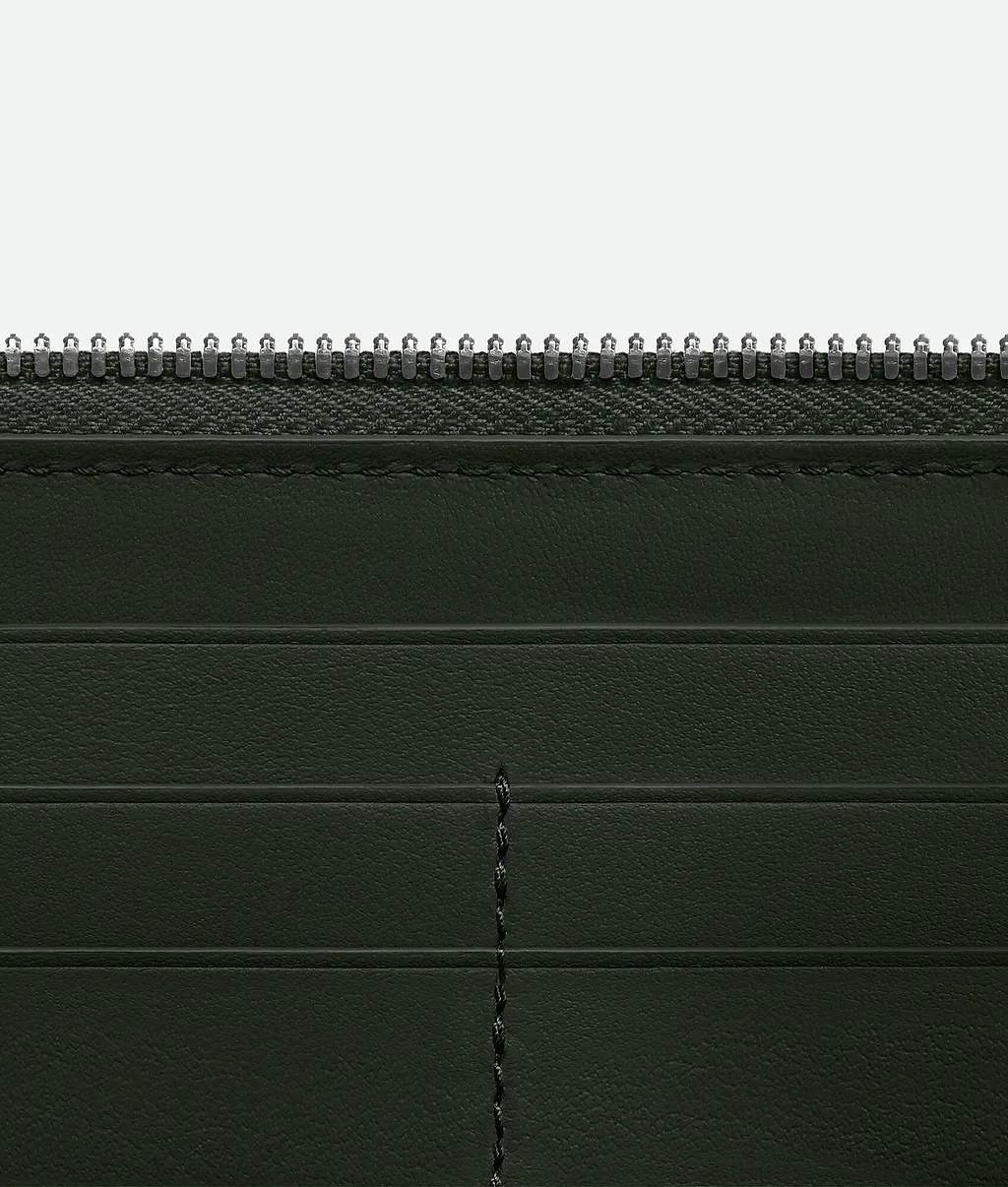 Intrecciato Piccolo Zip Around Wallet