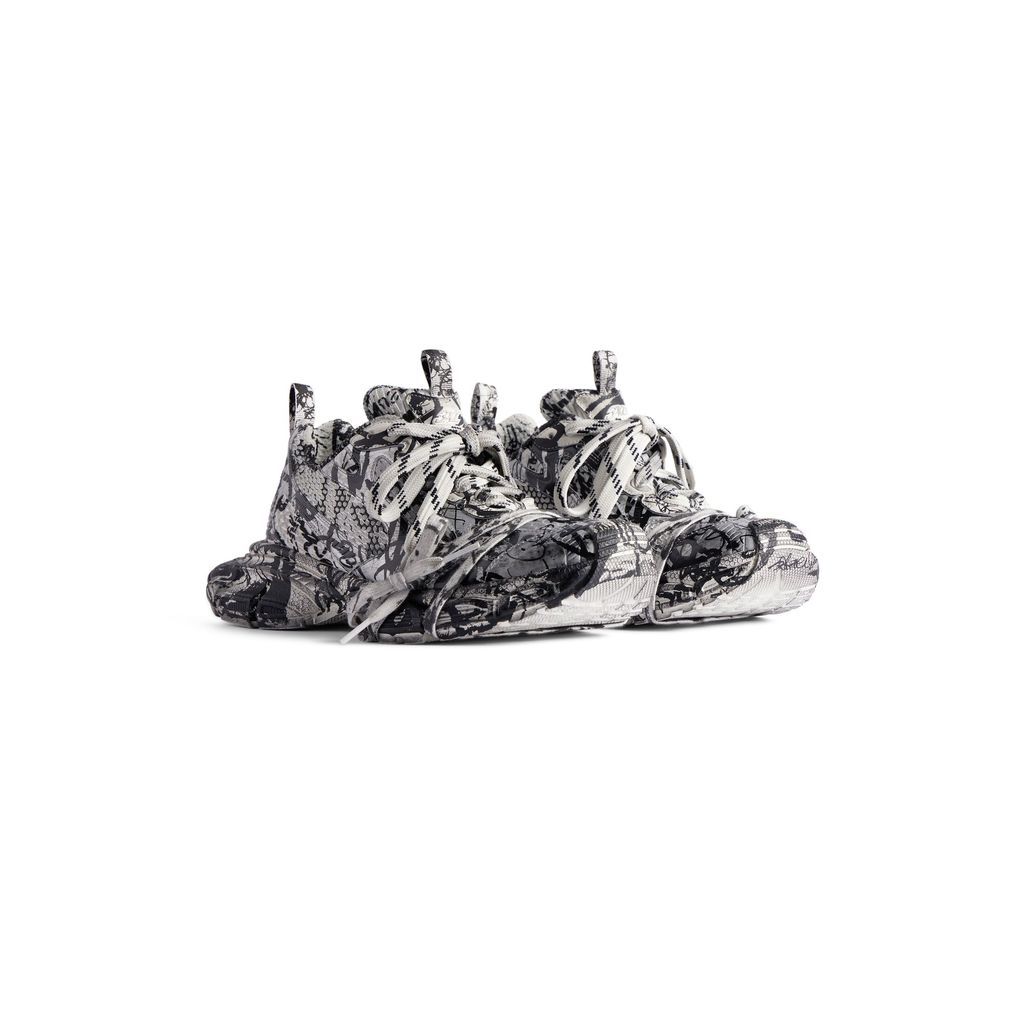 3XL Extreme Graffiti Sneaker