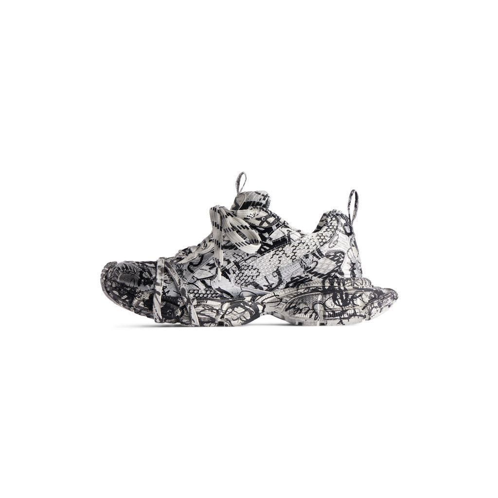 3XL Extreme Graffiti Sneaker