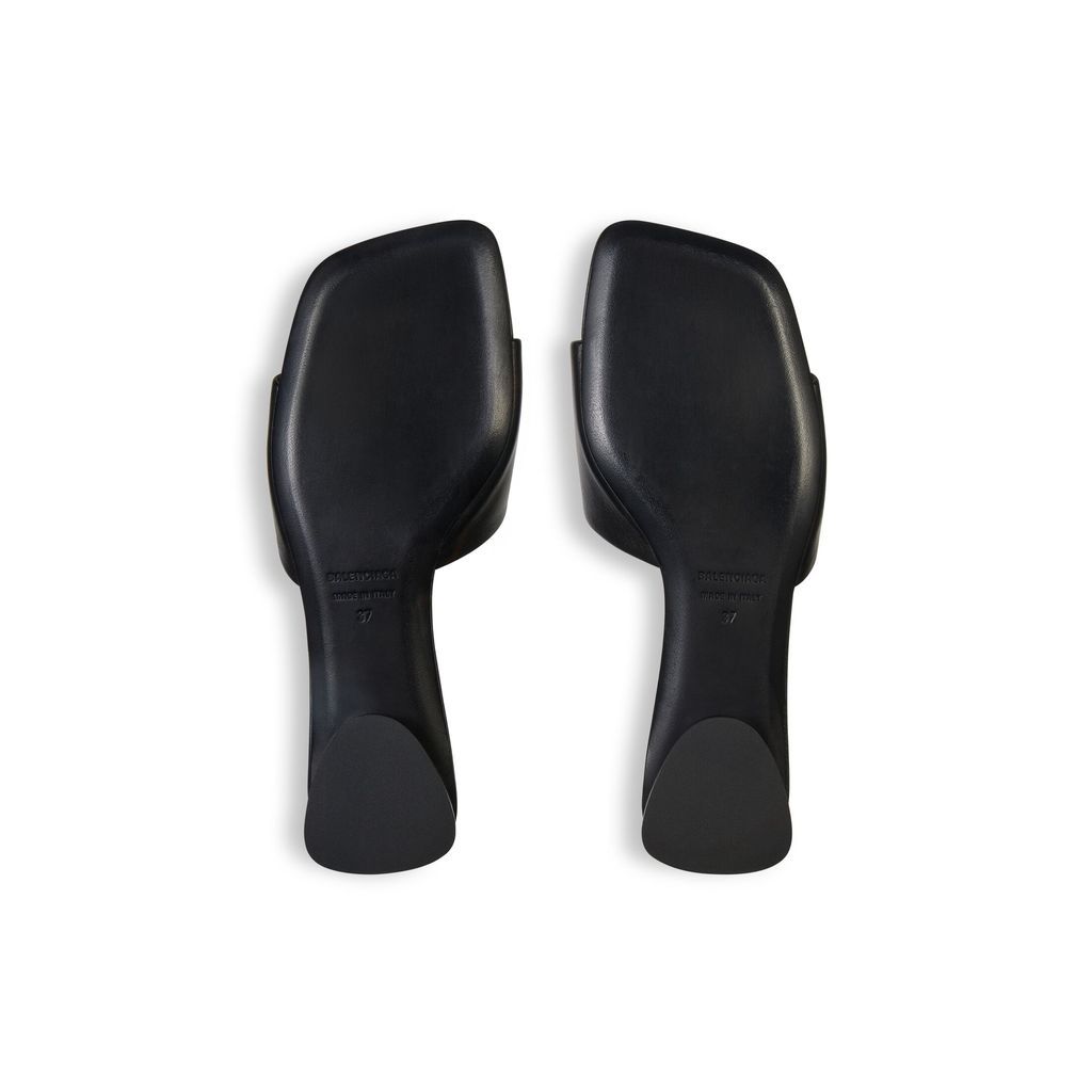 Duty Free Flat Sandal
