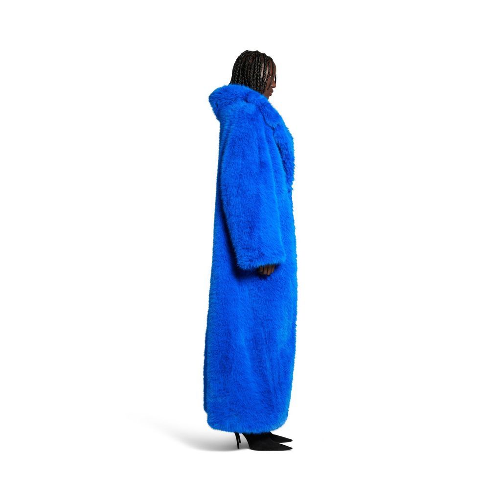 Off Shoulder Coat