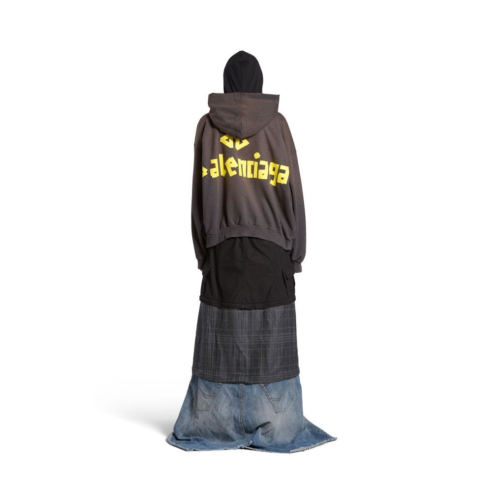 Tape Type Ripped Pocket Hoodie Large Fit