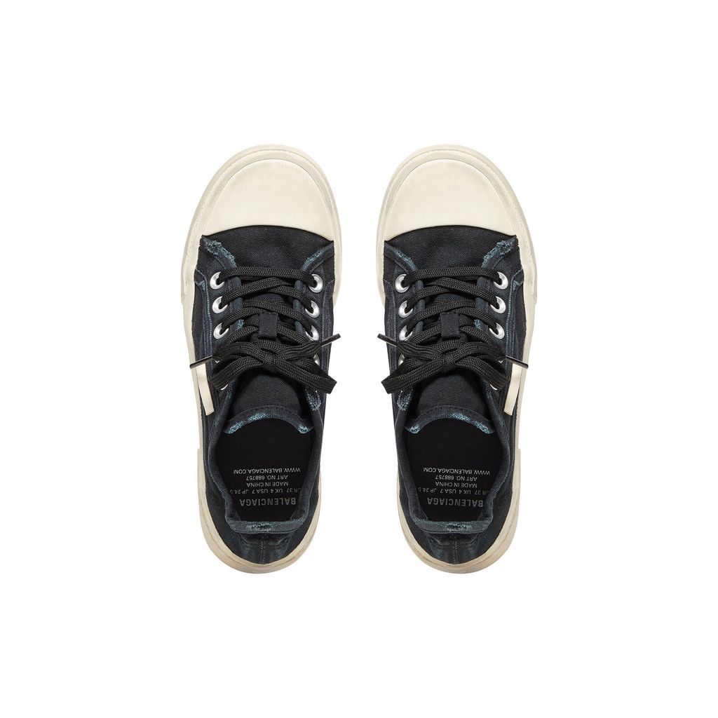 Paris Low Top Sneaker