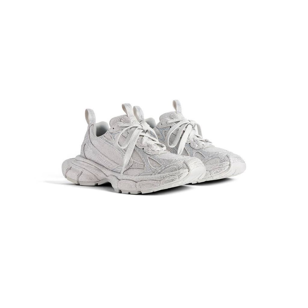 3XL Sneaker With Rhinestones