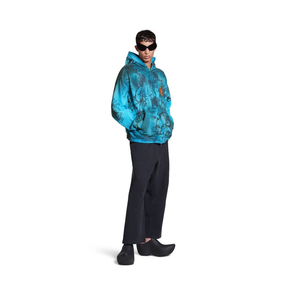 Skater Zip-up Hoodie Medium Fit