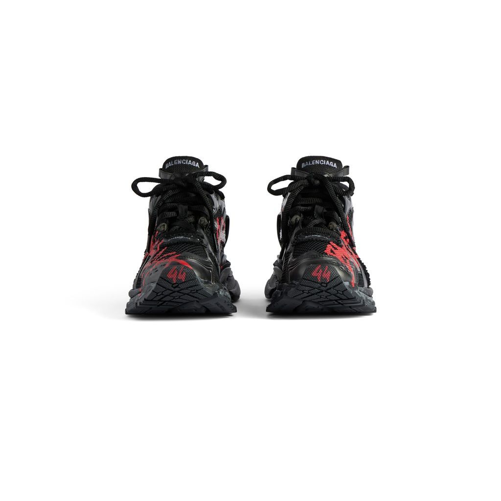 Runner Graffiti Sneaker