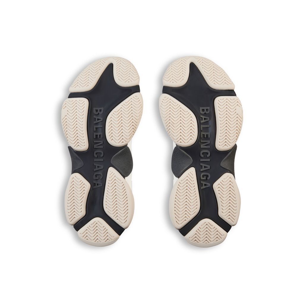Triple S Sneaker