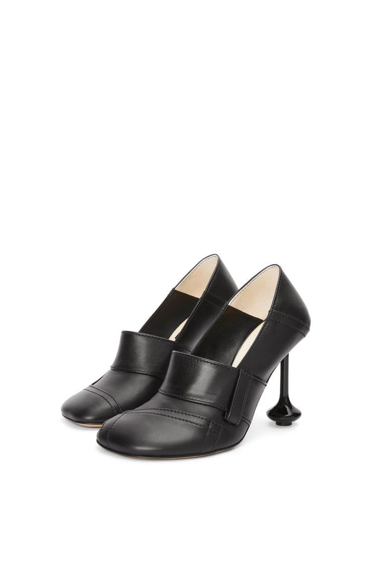 Toy pump in lambskin