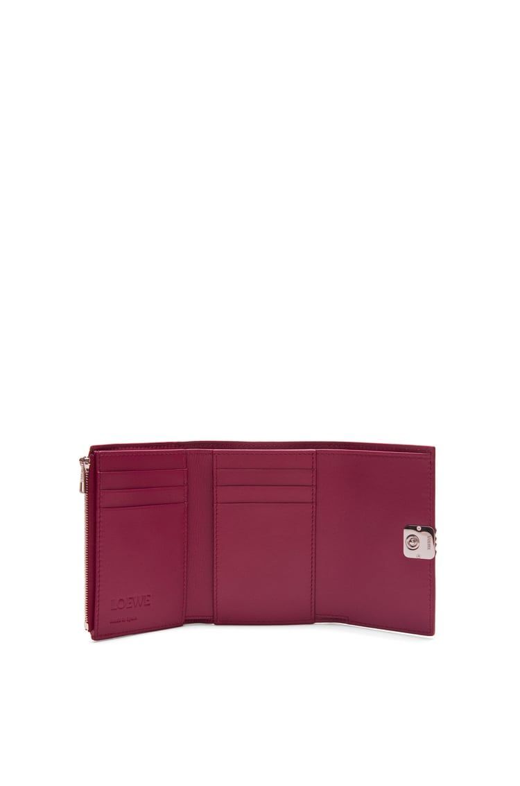 Anagram small vertical wallet in pebble grain calfskin