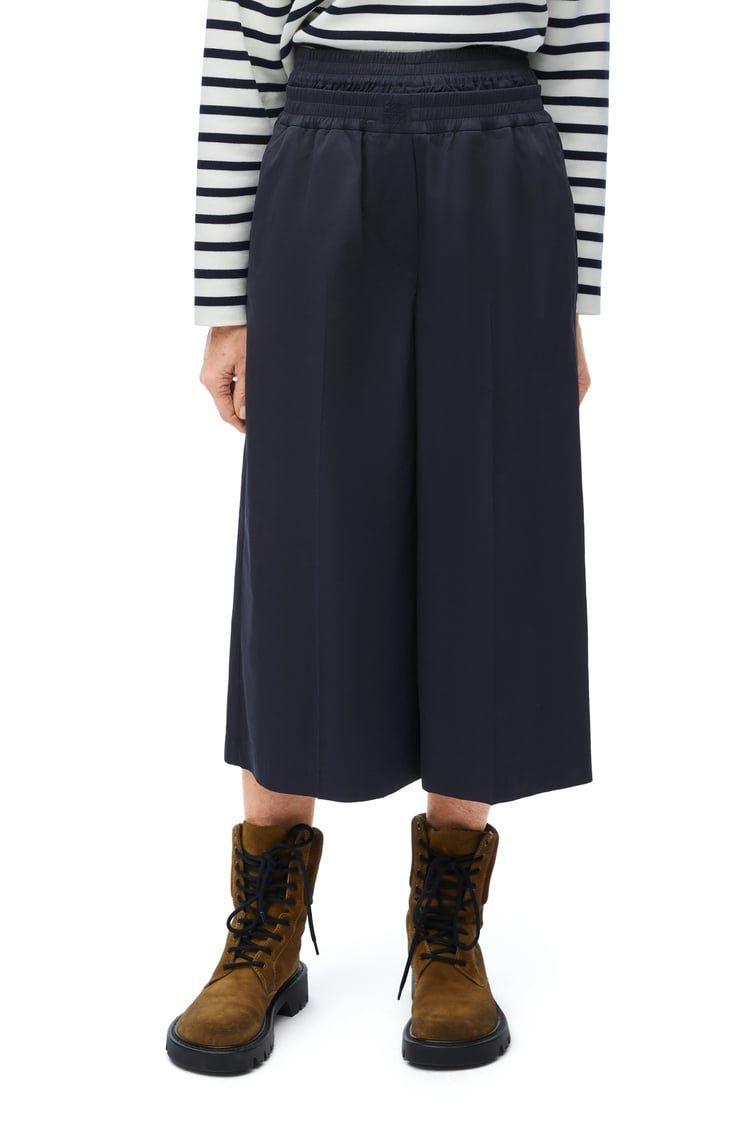 Cropped trousers in cotton and silk