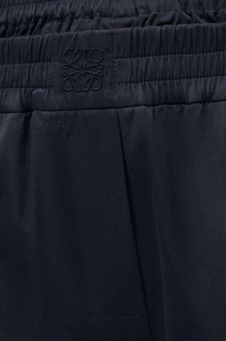 Cropped trousers in cotton and silk