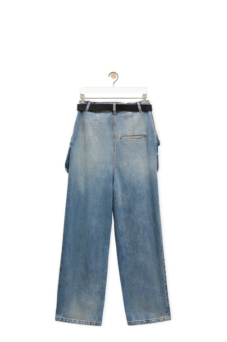 Draped jeans in denim