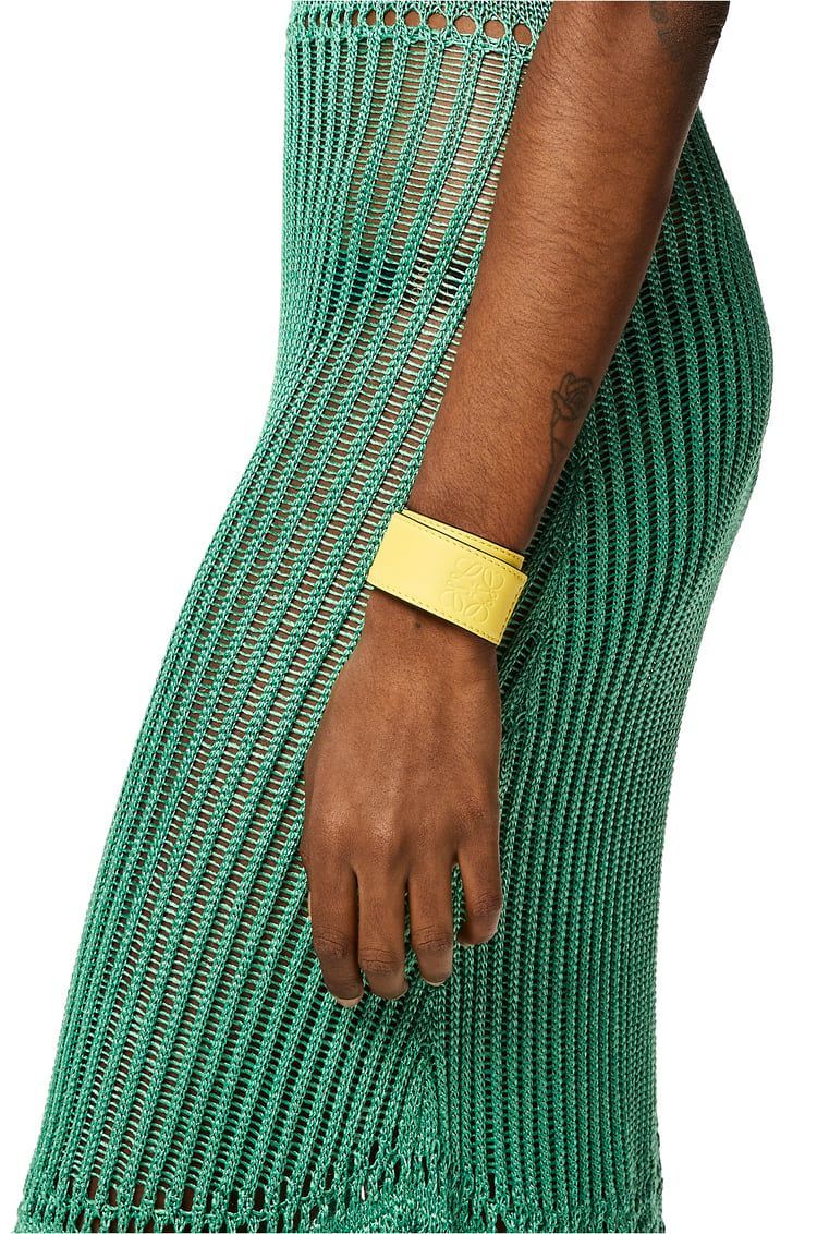 Small slap bracelet in calfskin