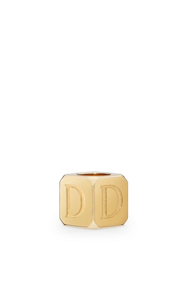 Small dice in metal