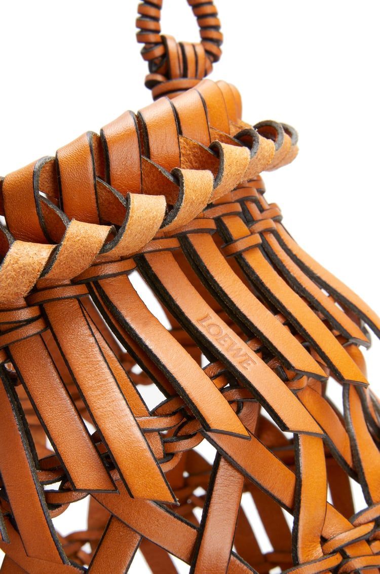 Small Fringes Bucket bag in calfskin