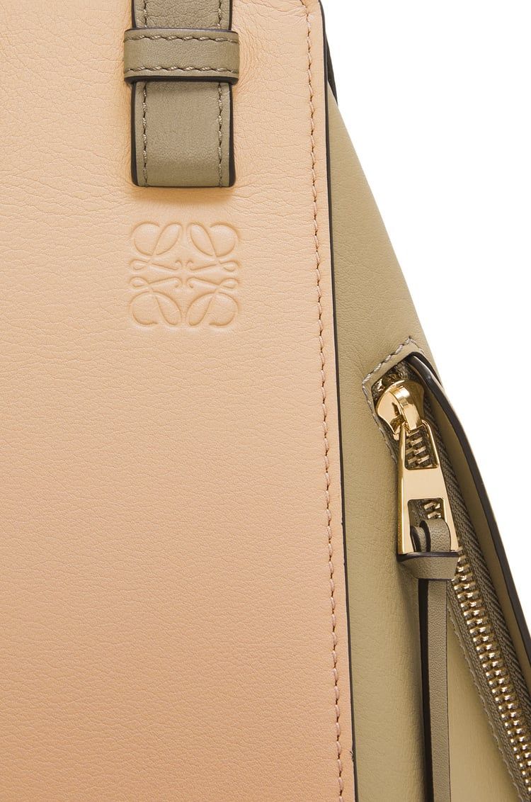 Small Hammock bag in classic calfskin