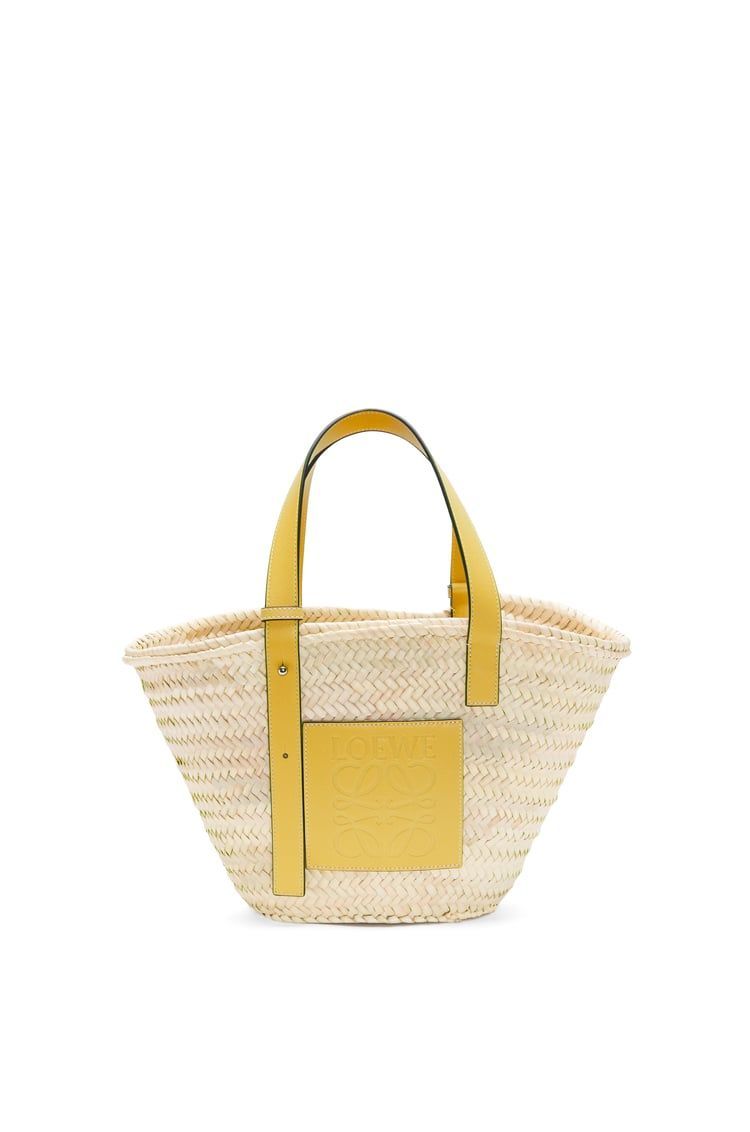 Basket bag in palm leaf and calfskin