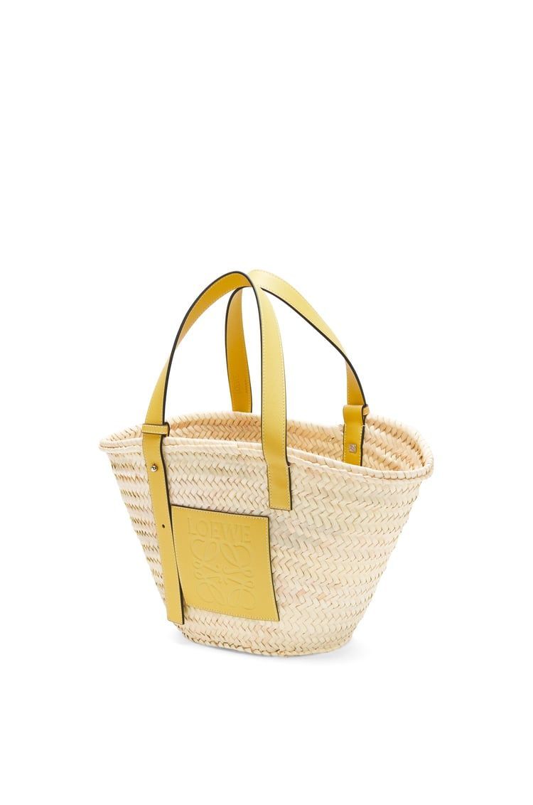 Basket bag in palm leaf and calfskin