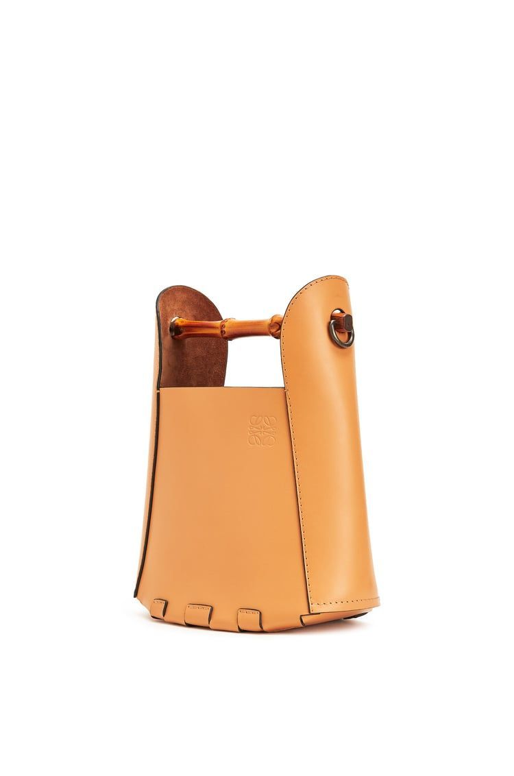 Bamboo bucket bag in calfskin