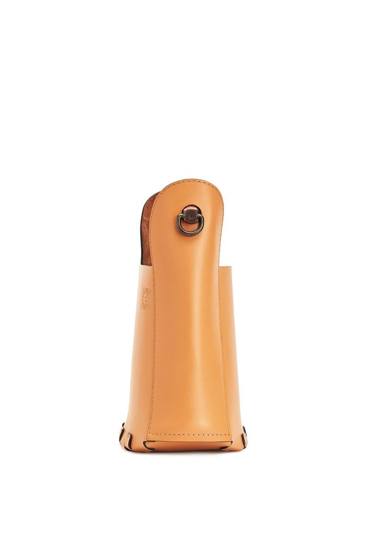 Bamboo bucket bag in calfskin
