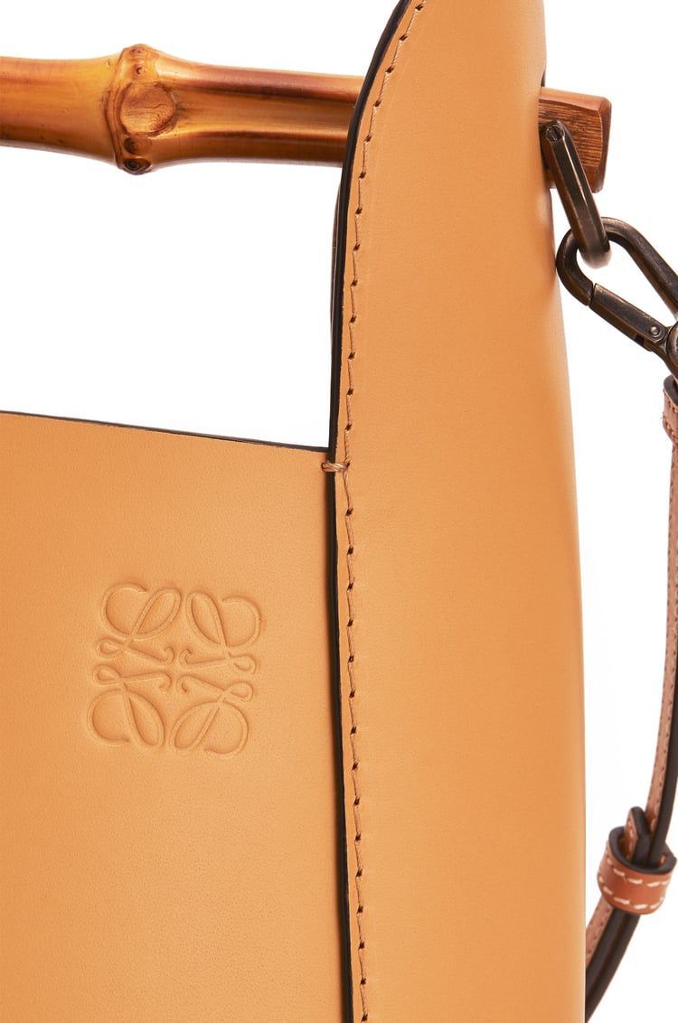 Bamboo bucket bag in calfskin