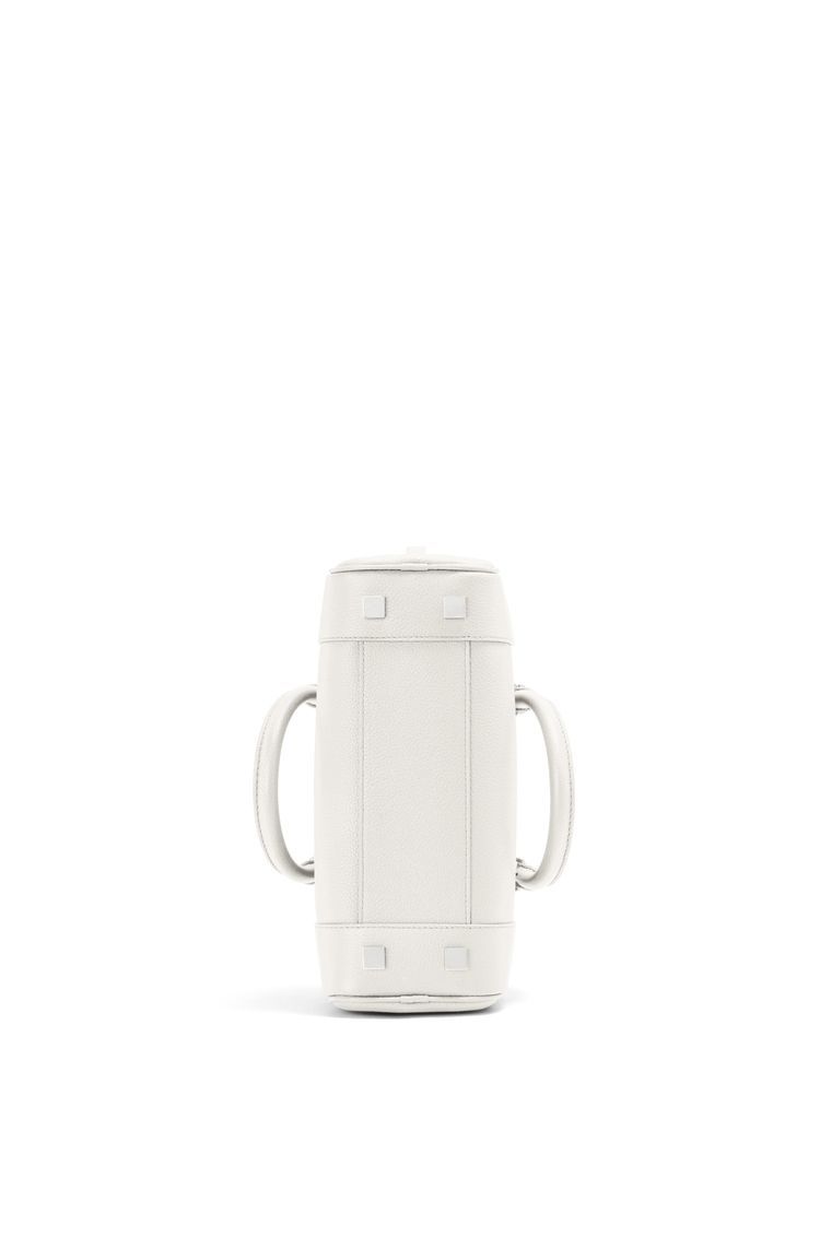 Amazona 23 bag in soft grained calfskin