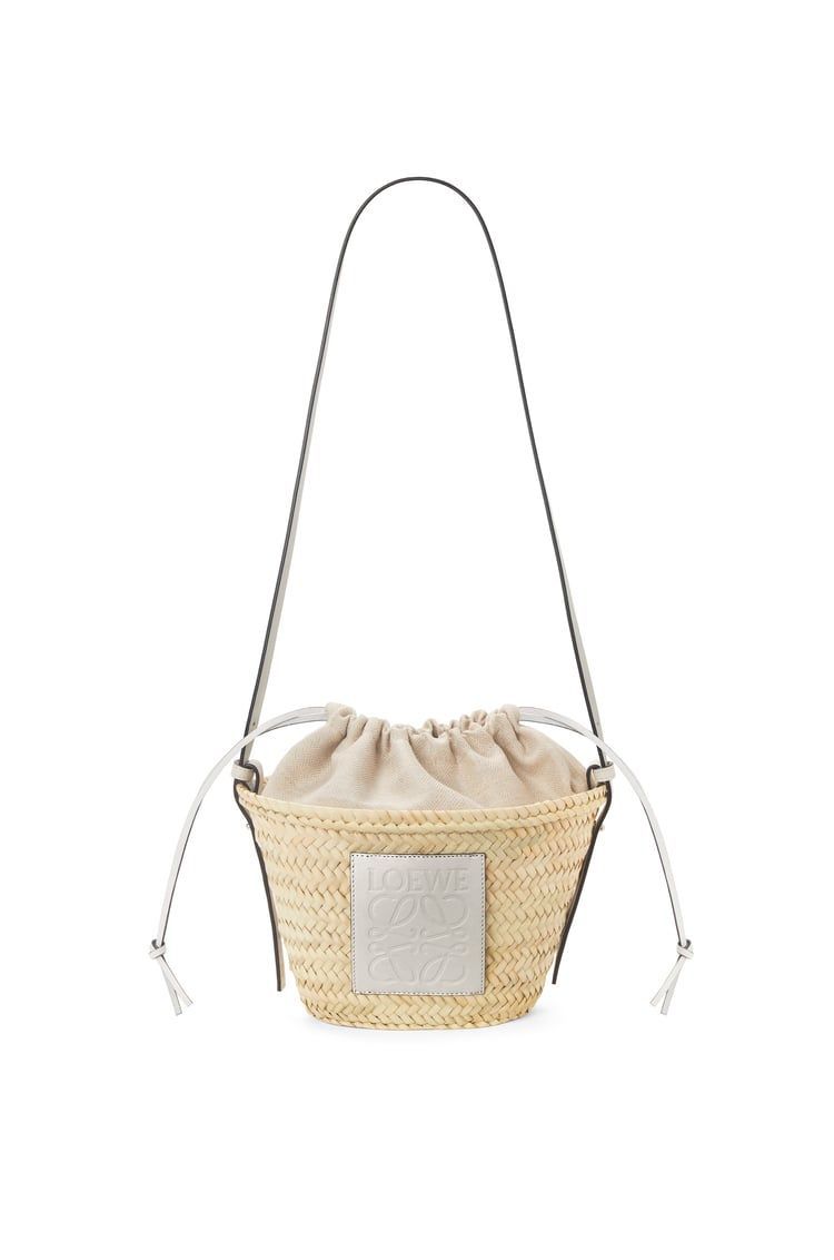 Drawstring bucket bag in palm leaf and calfskin