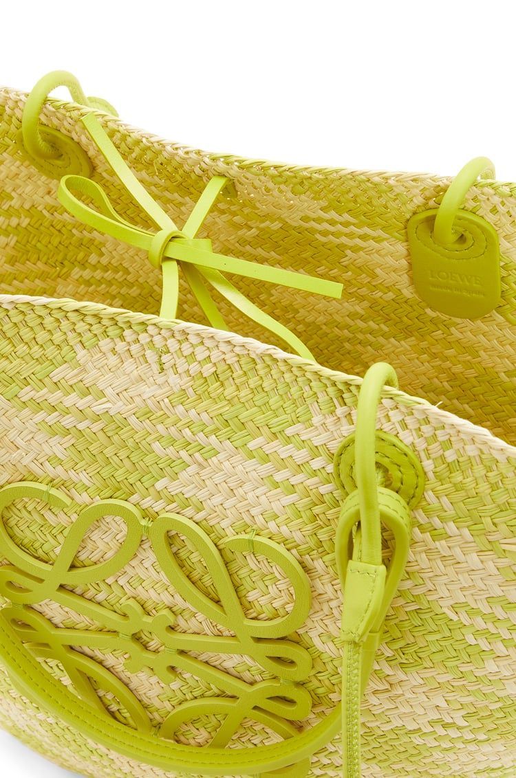 Anagram Basket bag in iraca palm and calfskin