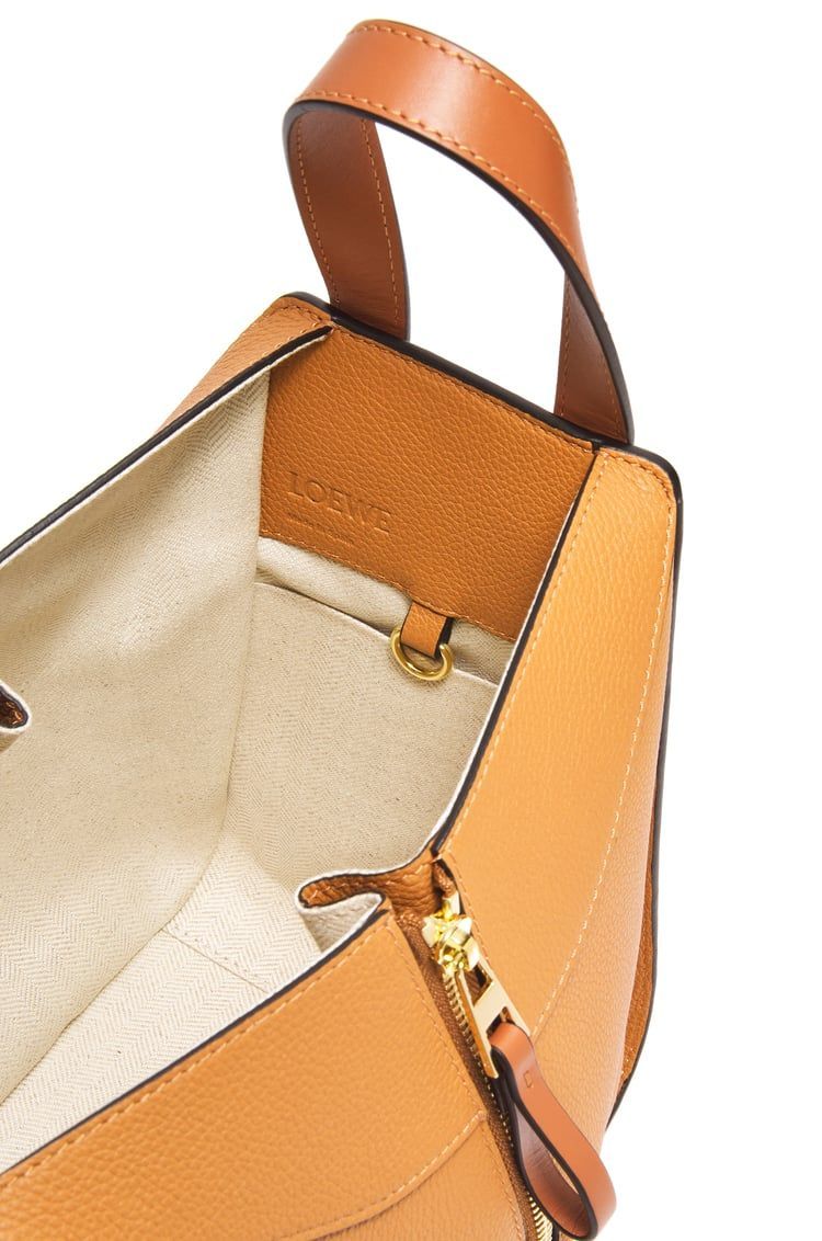 Compact Hammock bag in soft grained calfskin