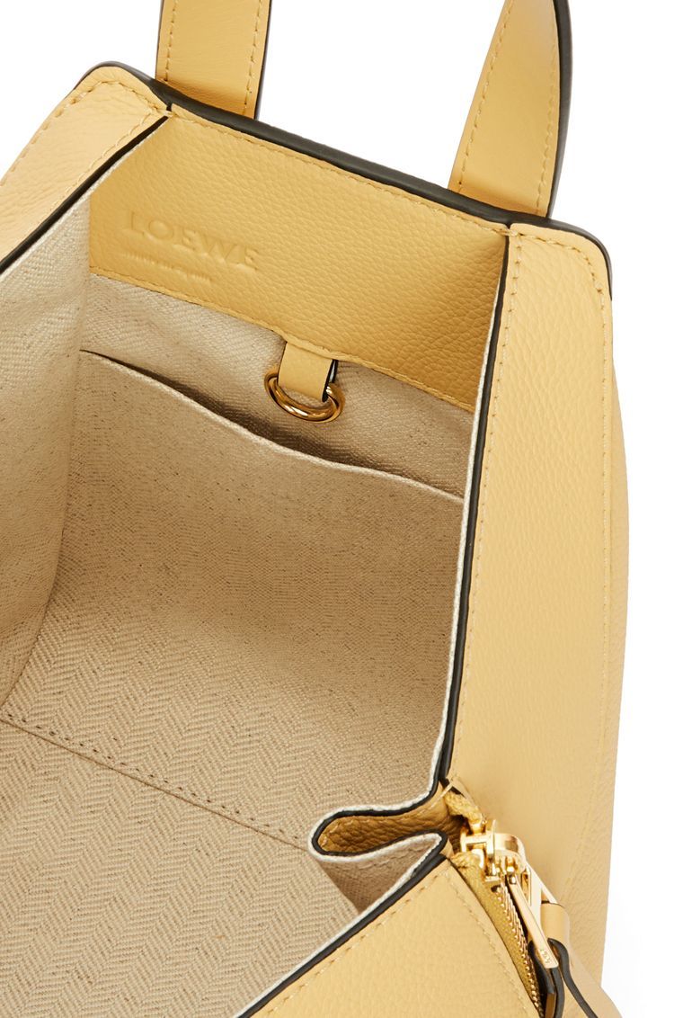 Compact Hammock bag in soft grained calfskin