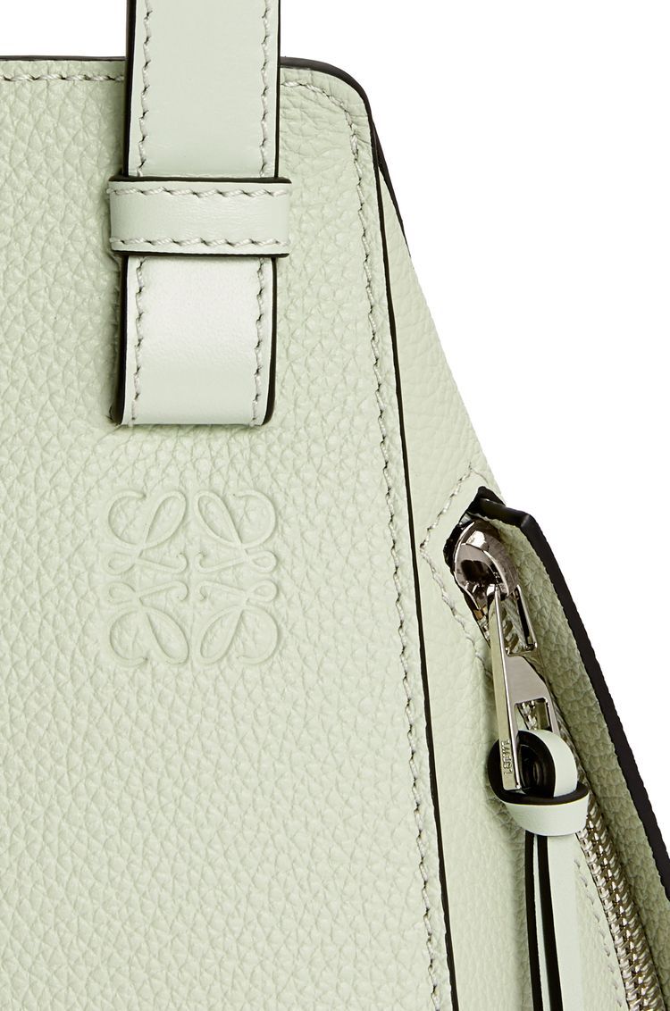 Compact Hammock bag in soft grained calfskin