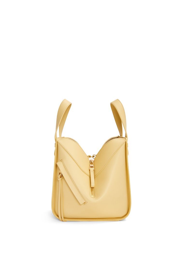 Compact Hammock bag in classic calfskin