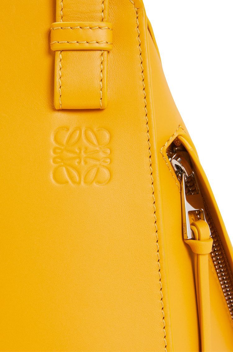 Compact Hammock bag in satin calfskin