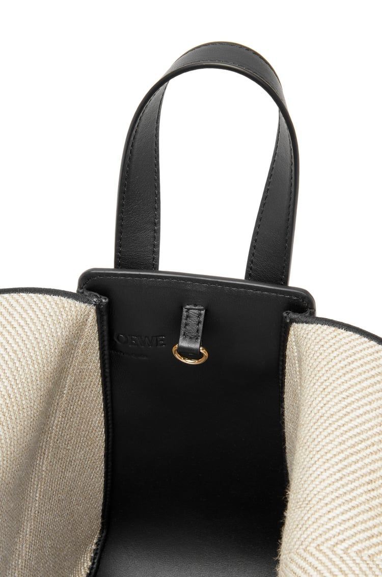 Compact Hammock bag in mellow calfskin and canvas