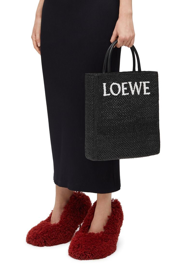 Standard A4 Tote bag in raffia