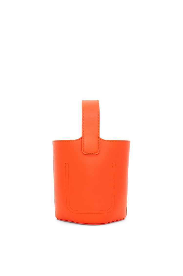 Mini Pebble bucket in mellow calfskin