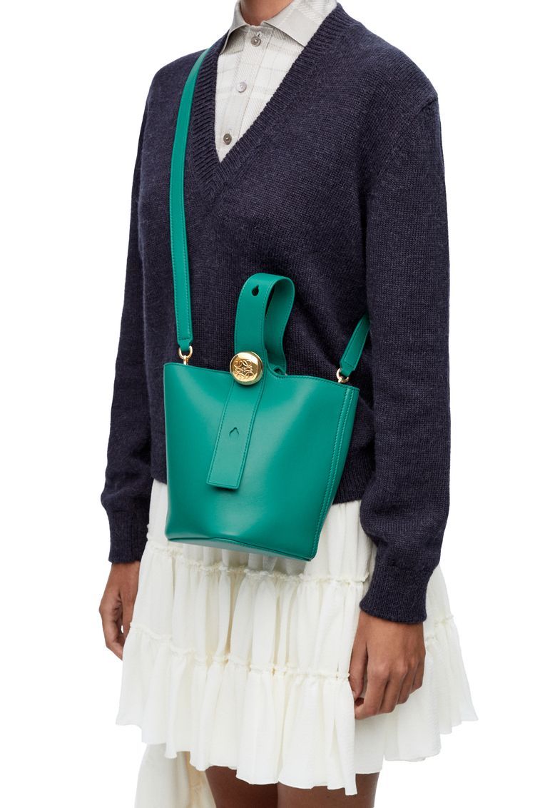 Mini Pebble bucket in mellow calfskin