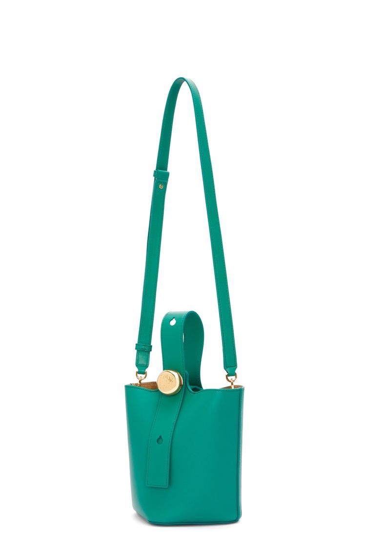 Mini Pebble bucket in mellow calfskin