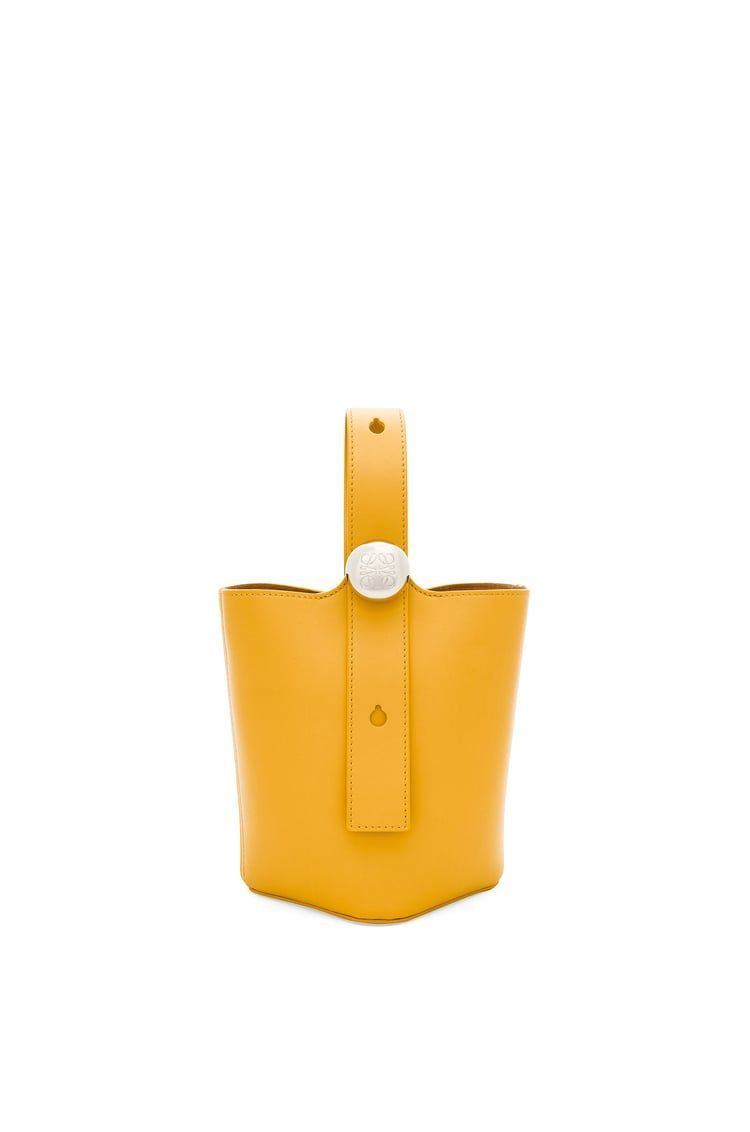 Mini Pebble bucket in mellow calfskin