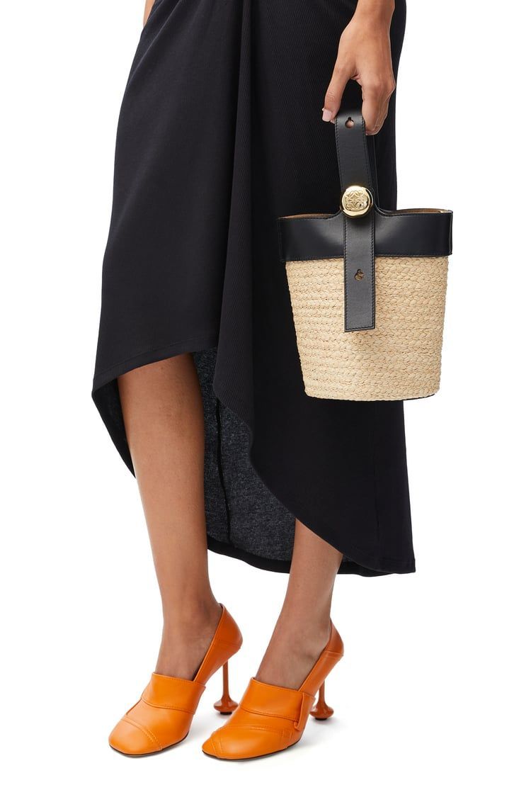 Mini Pebble Bucket bag in raffia and calfskin