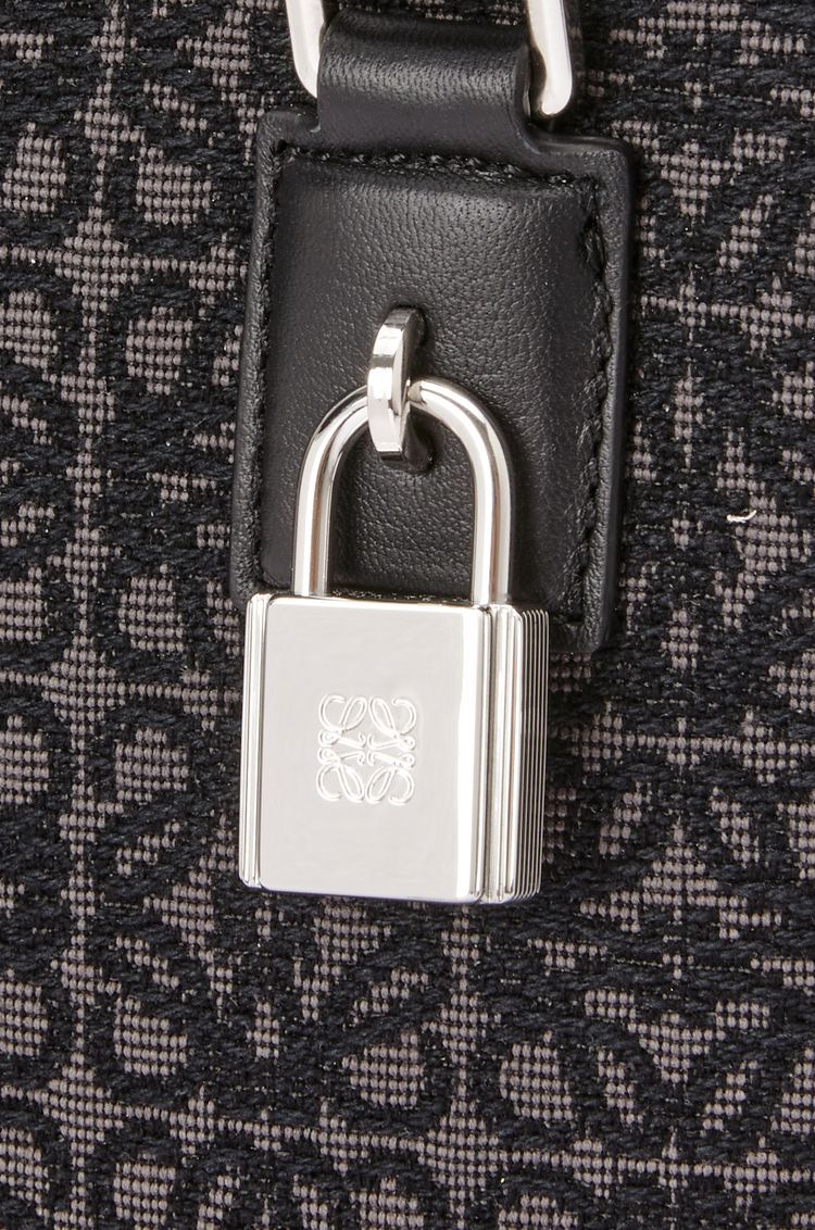Amazona 15 in Anagram jacquard and calfskin