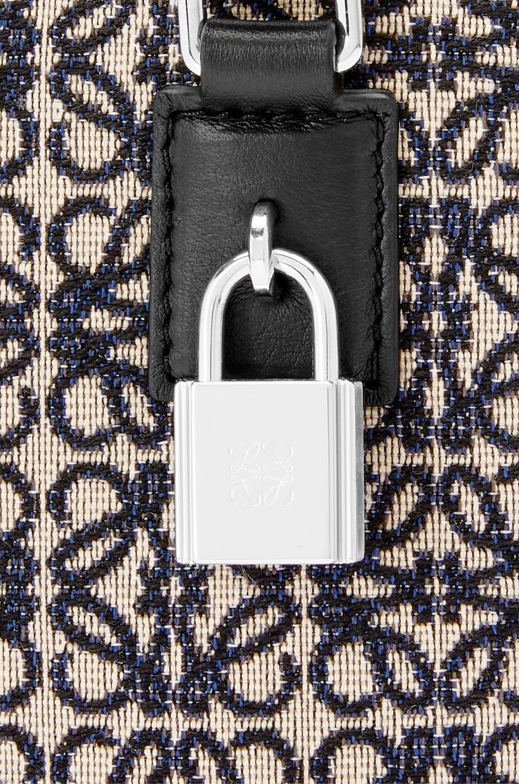 Amazona 15 in Anagram jacquard and calfskin