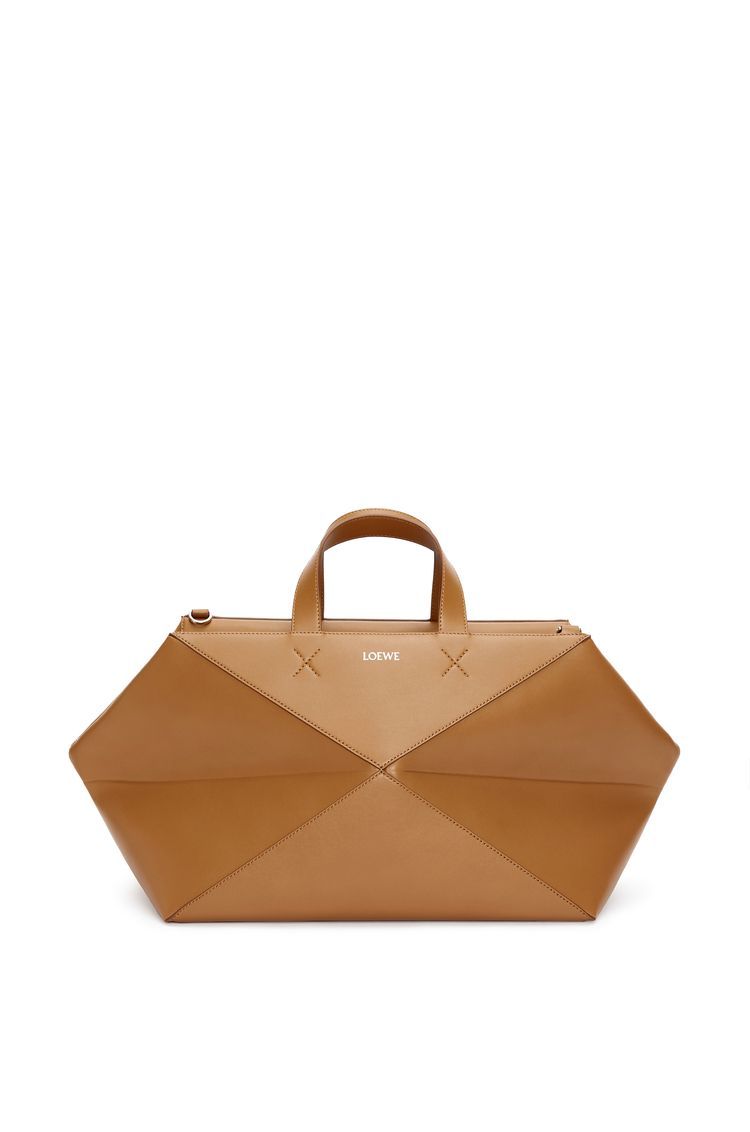 Medium Puzzle Fold duffle in shiny calfskin