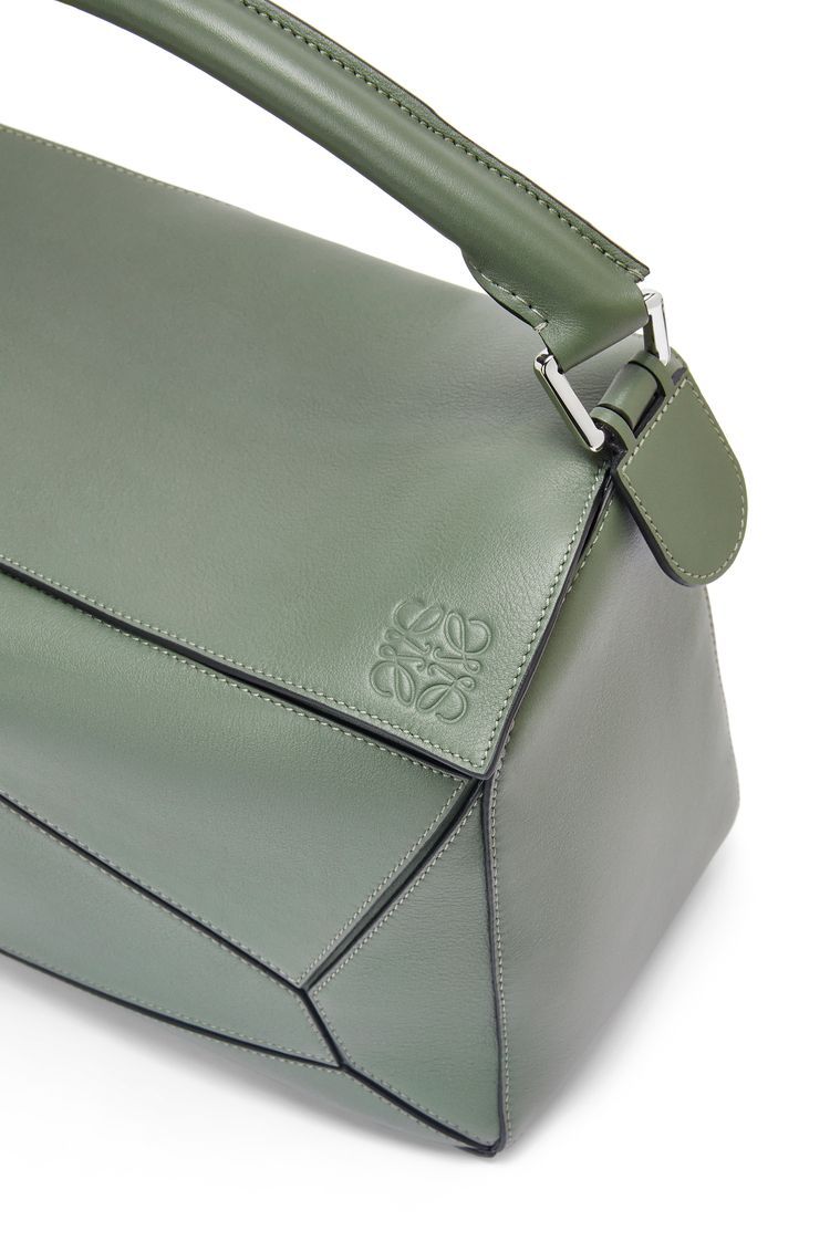 Large Puzzle bag in classic calfskin
