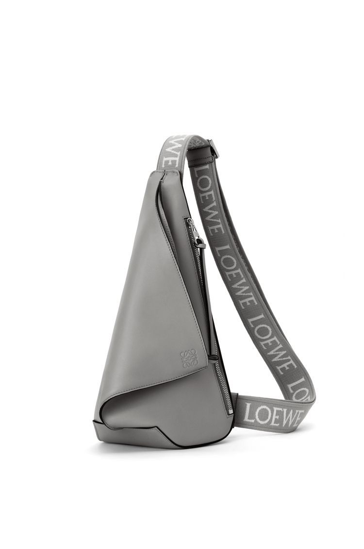 Anton Sling in supple smooth calf and jacquard