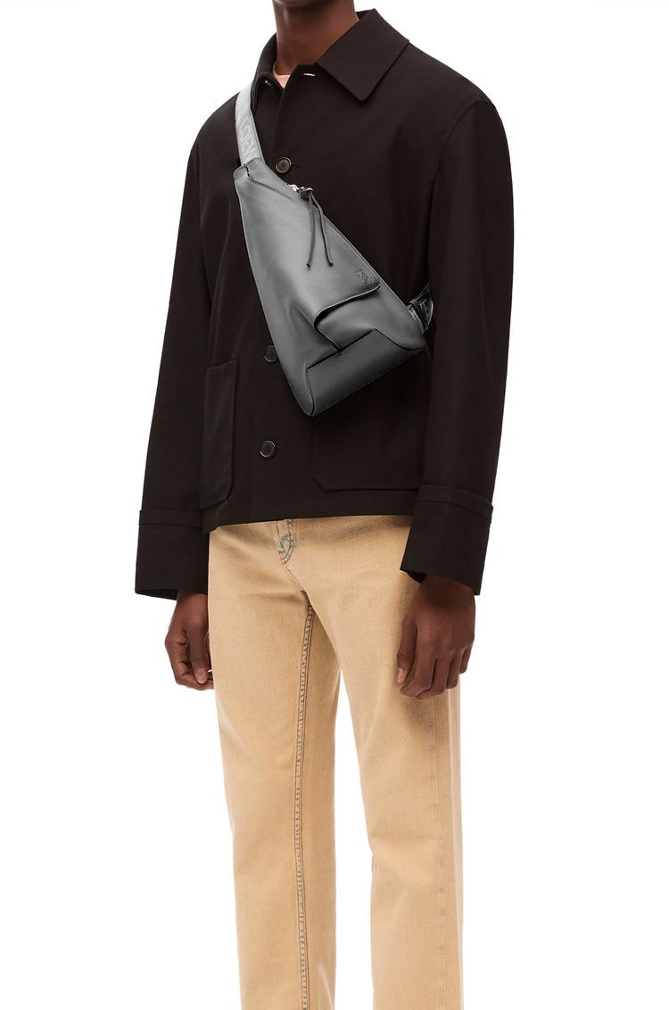 Anton Sling in soft grained calfskin